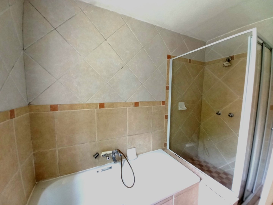 3 Bedroom Property for Sale in Illiondale Gauteng