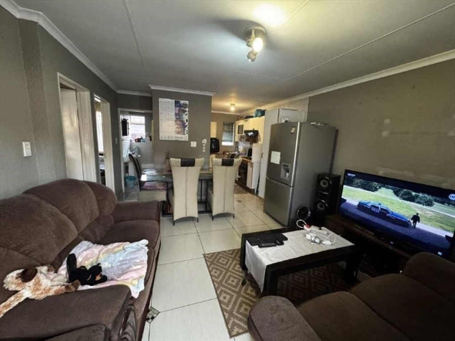 2 Bedroom Property for Sale in Birch Acres Gauteng