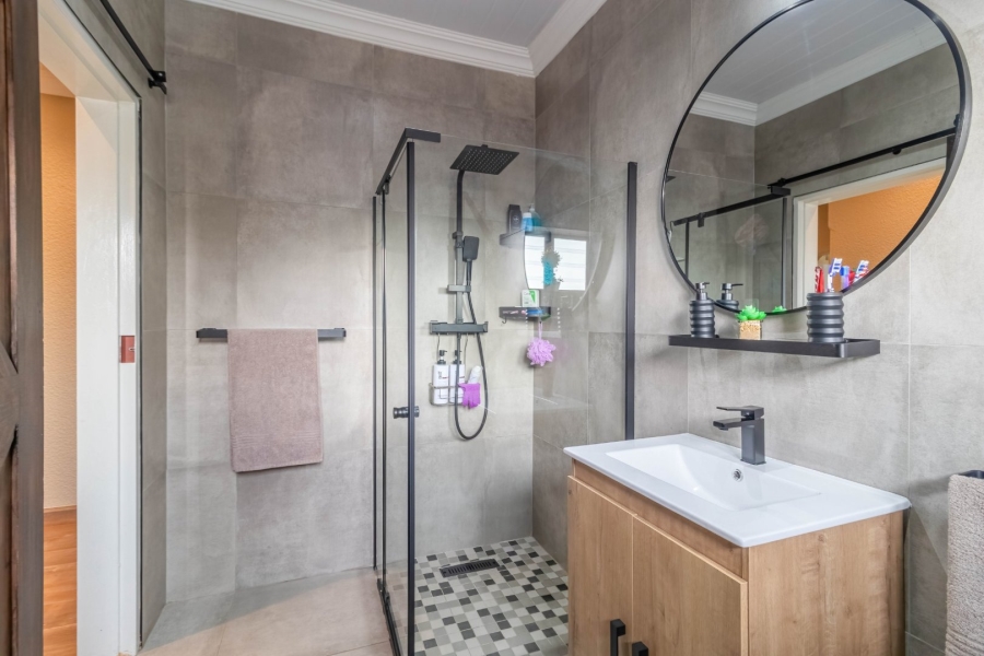 4 Bedroom Property for Sale in Edenvale Central Gauteng