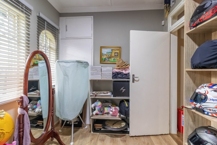 4 Bedroom Property for Sale in Edenvale Central Gauteng