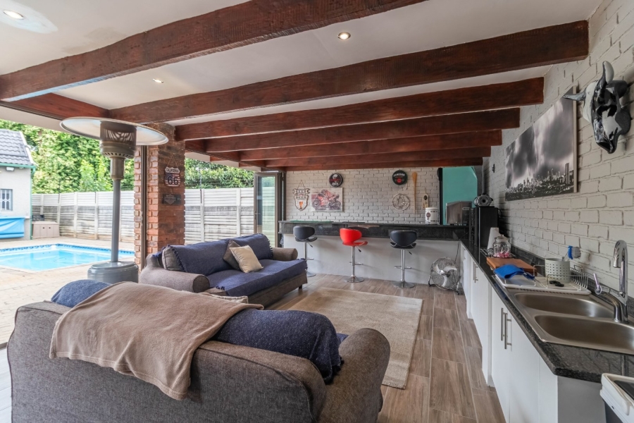 4 Bedroom Property for Sale in Edenvale Central Gauteng