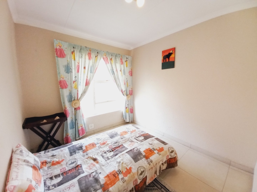 5 Bedroom Property for Sale in Eden Glen Gauteng