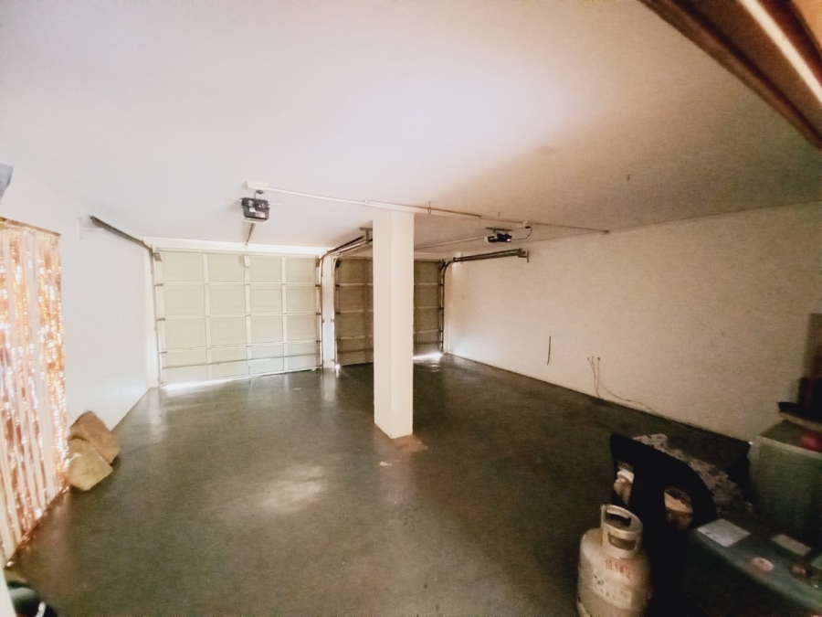 5 Bedroom Property for Sale in Eden Glen Gauteng