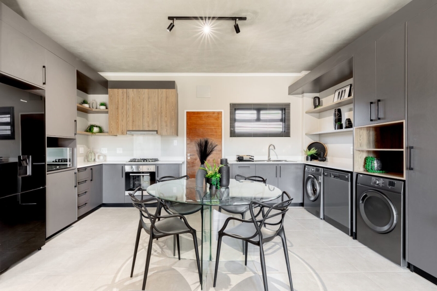 2 Bedroom Property for Sale in Rietvalleirand Gauteng