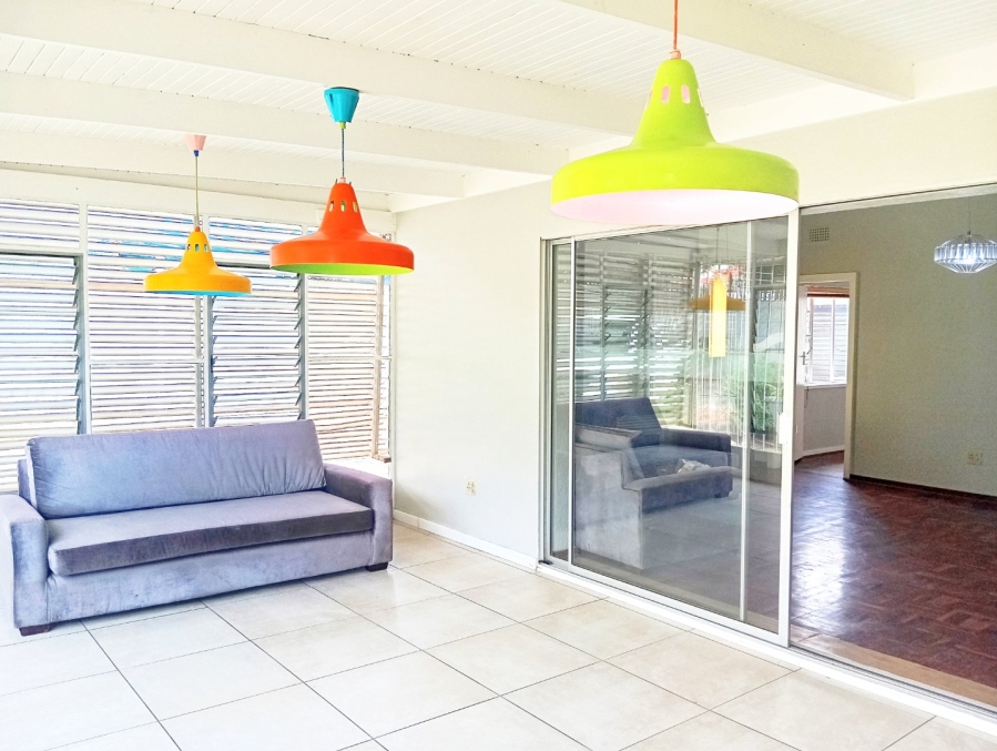 To Let 3 Bedroom Property for Rent in Florida Gauteng