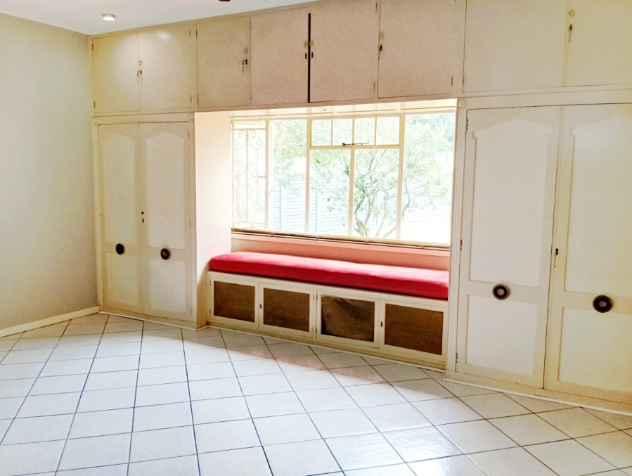 To Let 3 Bedroom Property for Rent in Florida Gauteng