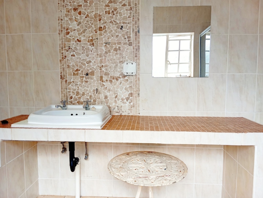 To Let 3 Bedroom Property for Rent in Florida Gauteng