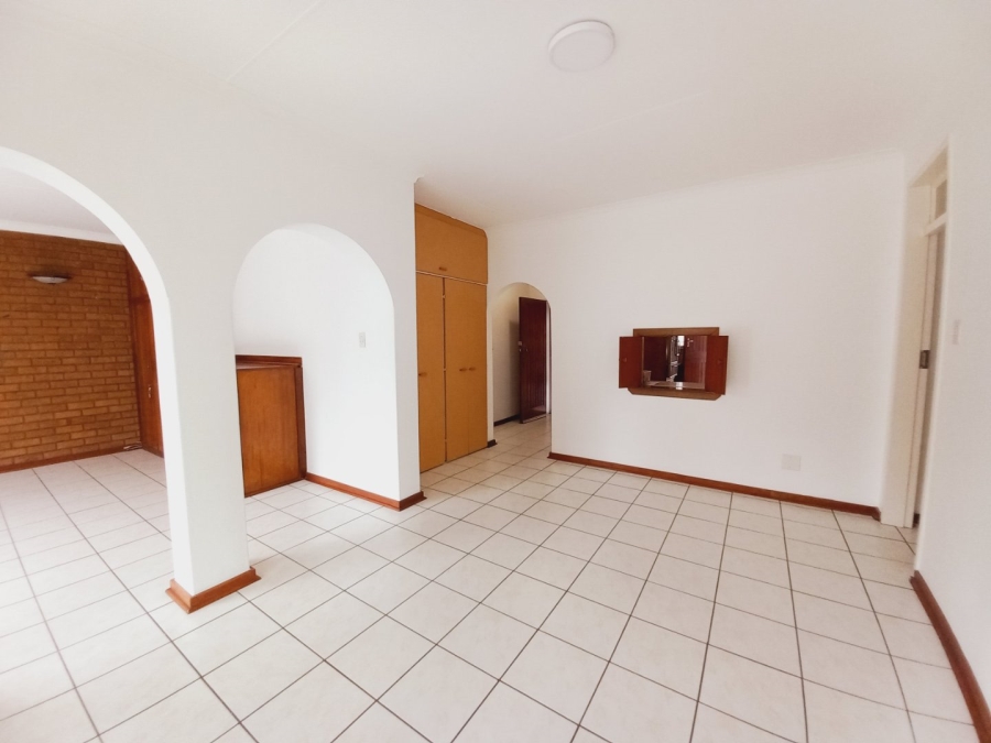 3 Bedroom Property for Sale in Rustivia Gauteng