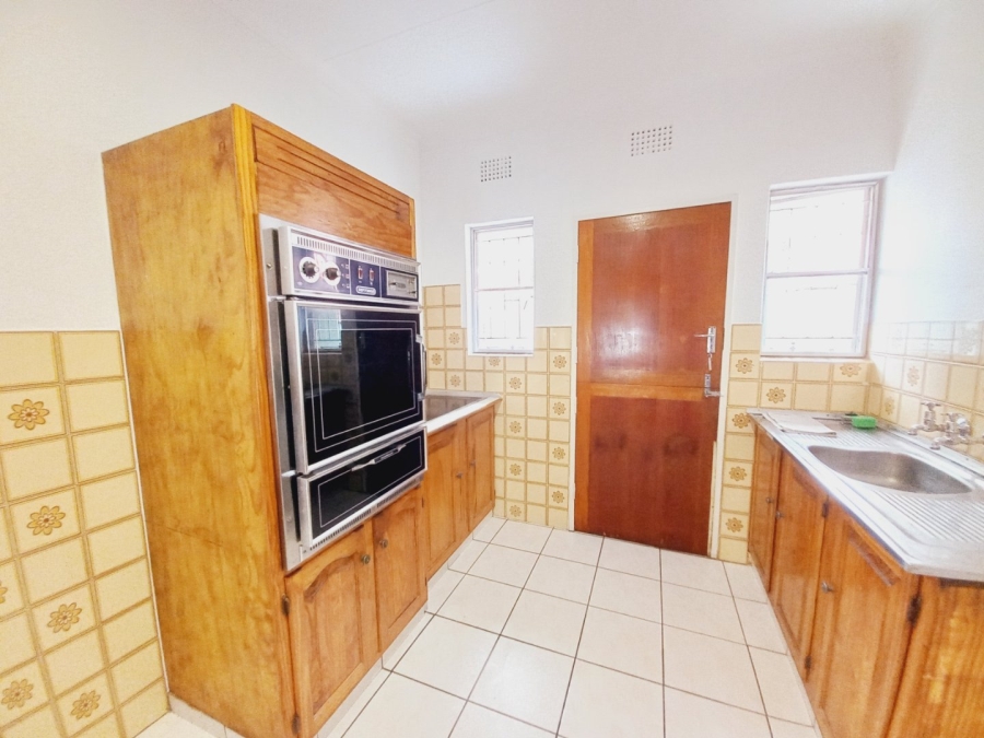 3 Bedroom Property for Sale in Rustivia Gauteng