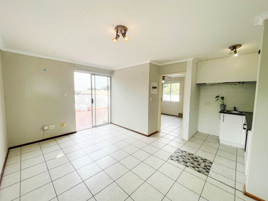 To Let 1 Bedroom Property for Rent in Sandown Gauteng