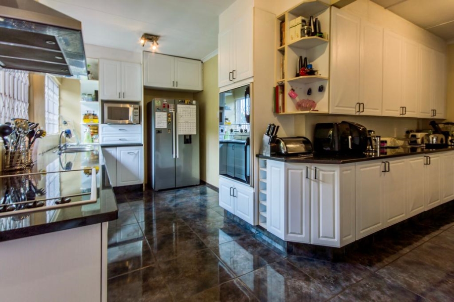 3 Bedroom Property for Sale in Eden Glen Gauteng