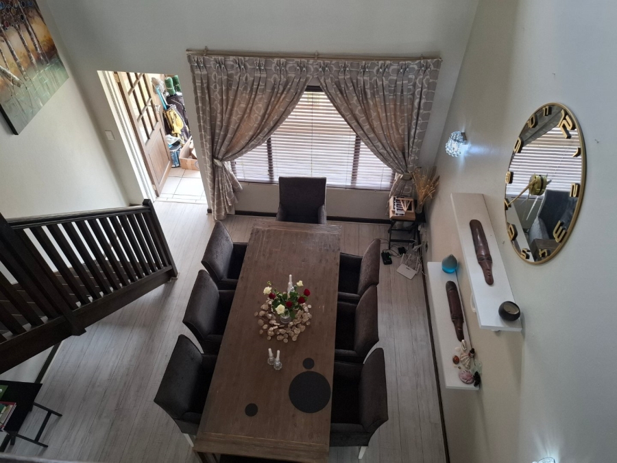 2 Bedroom Property for Sale in Sunninghill Gauteng