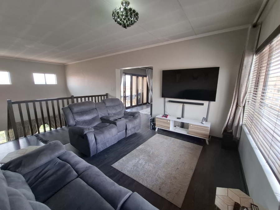 2 Bedroom Property for Sale in Sunninghill Gauteng