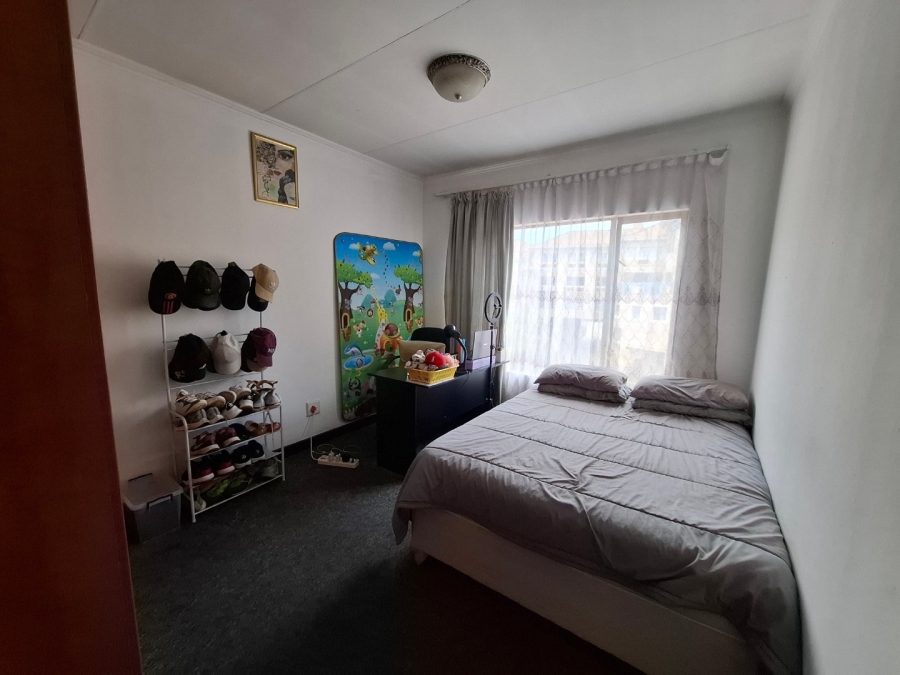 2 Bedroom Property for Sale in Sunninghill Gauteng