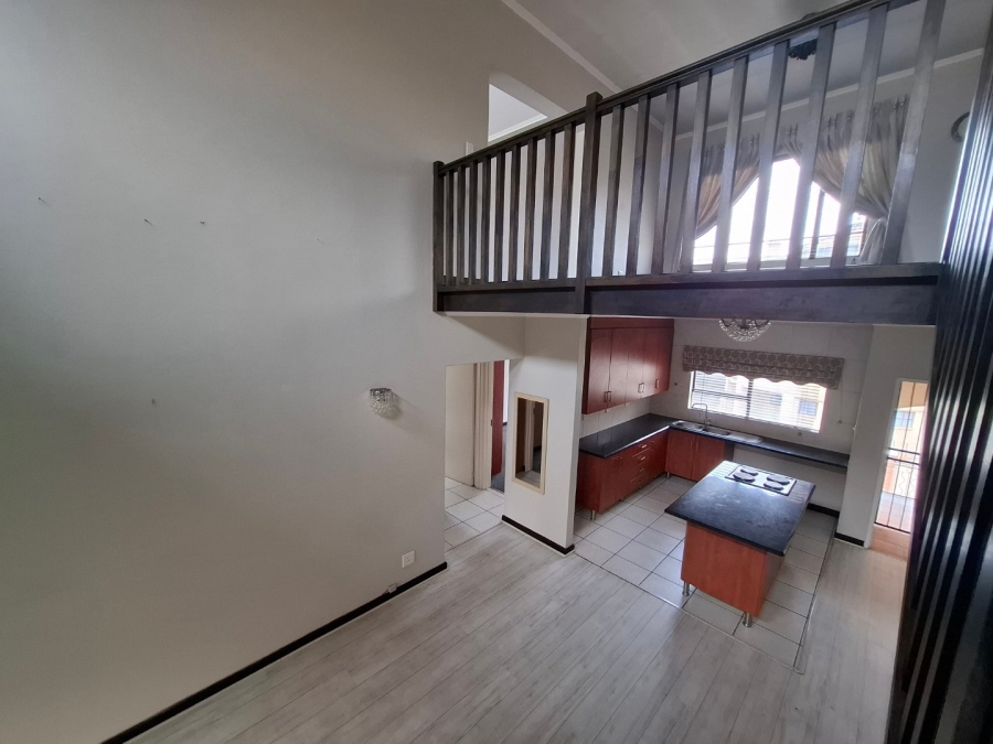 2 Bedroom Property for Sale in Sunninghill Gauteng