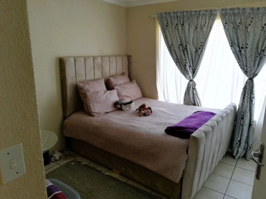 2 Bedroom Property for Sale in Terenure Gauteng