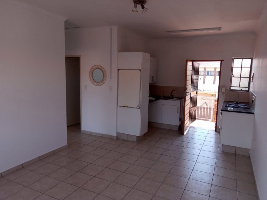 1 Bedroom Property for Sale in Edenvale Central Gauteng