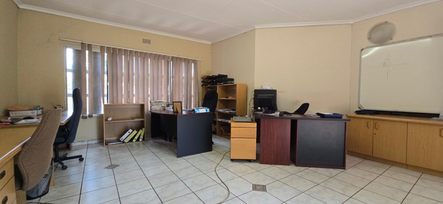 To Let commercial Property for Rent in Brackenhurst Gauteng