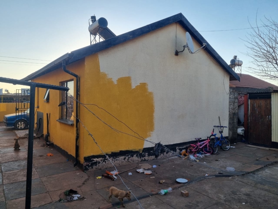 2 Bedroom Property for Sale in Othandweni Gauteng