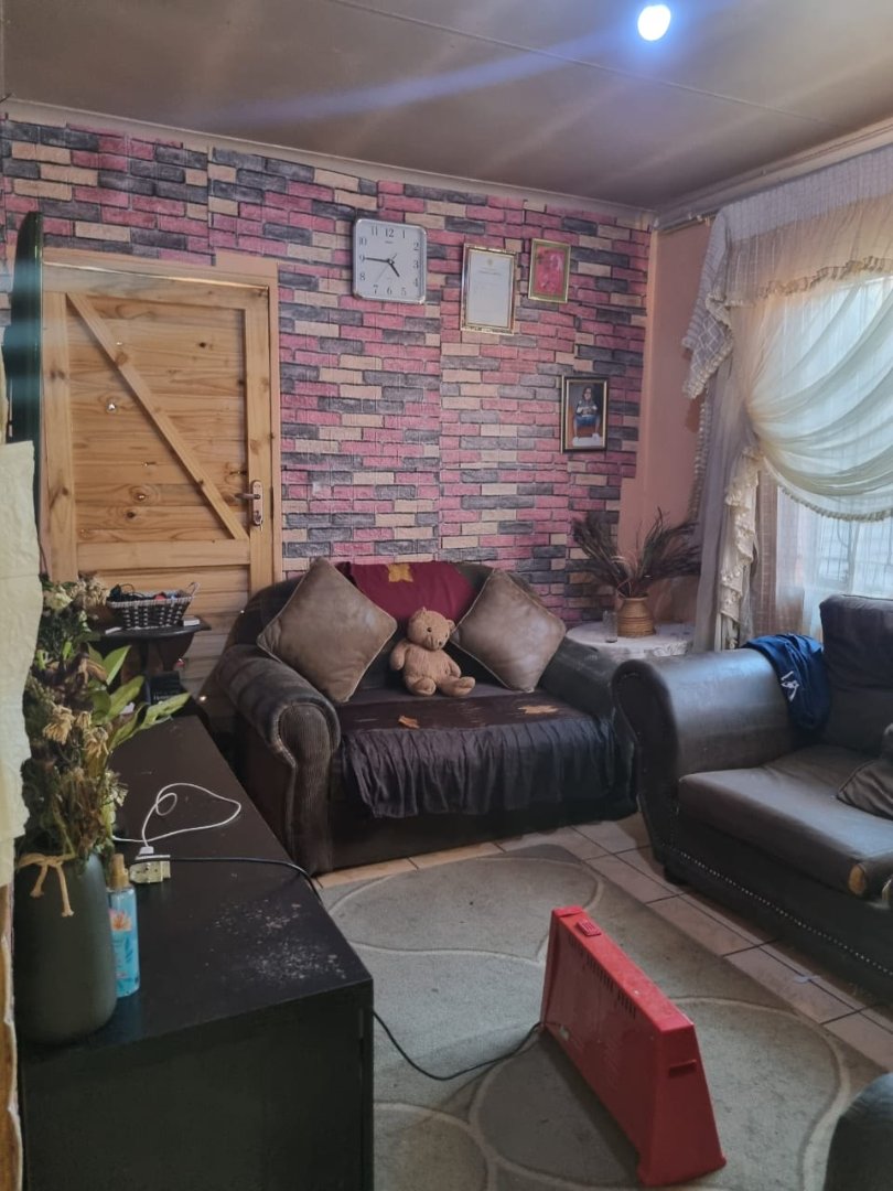 2 Bedroom Property for Sale in Othandweni Gauteng