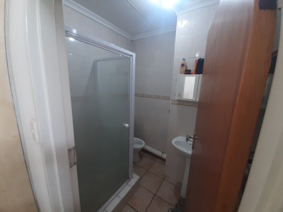 1 Bedroom Property for Sale in Hillcrest Gauteng