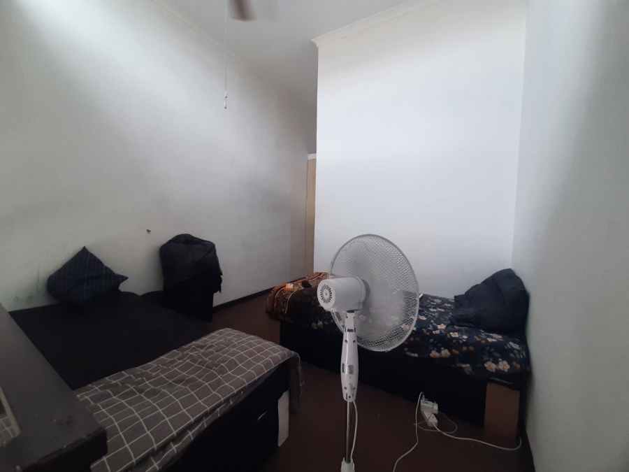 1 Bedroom Property for Sale in Hillcrest Gauteng