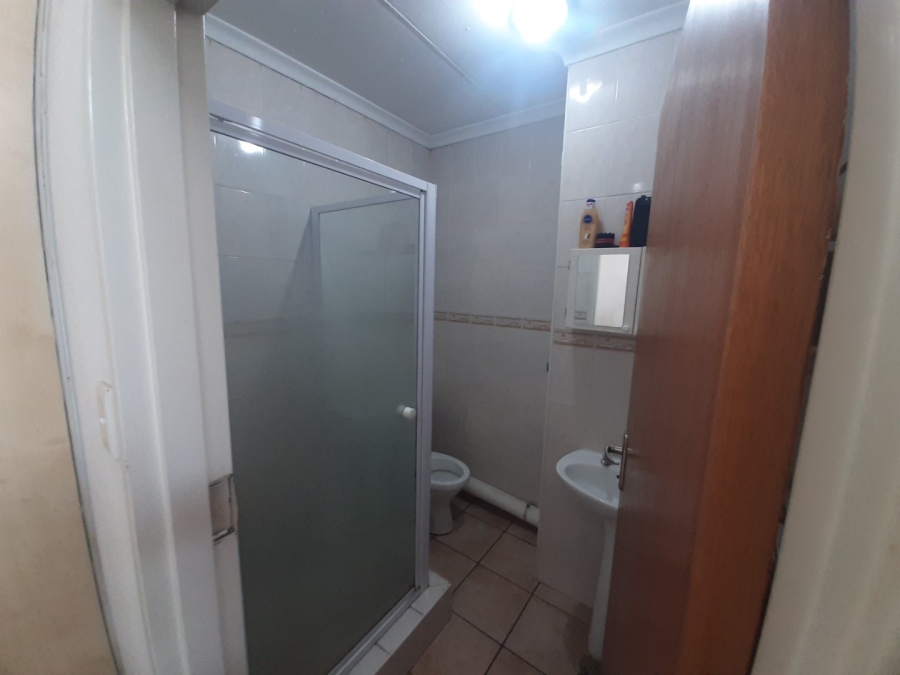 1 Bedroom Property for Sale in Hillcrest Gauteng