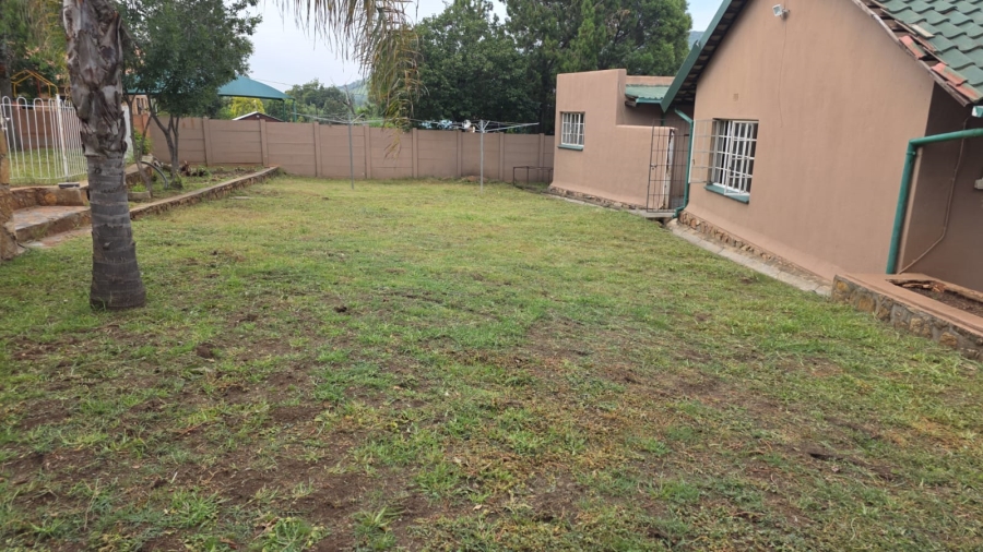 To Let 3 Bedroom Property for Rent in Mondeor Gauteng
