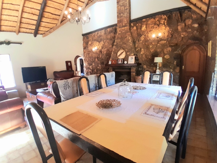5 Bedroom Property for Sale in Randjesfontein A H Gauteng