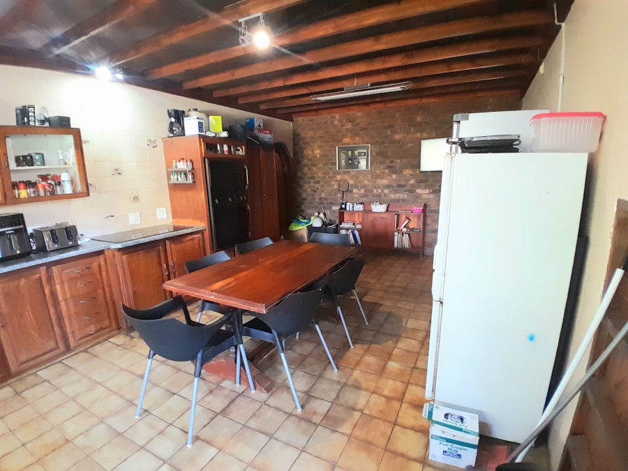 5 Bedroom Property for Sale in Randjesfontein A H Gauteng