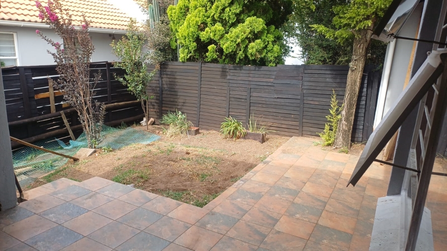 2 Bedroom Property for Sale in Noordhang Gauteng