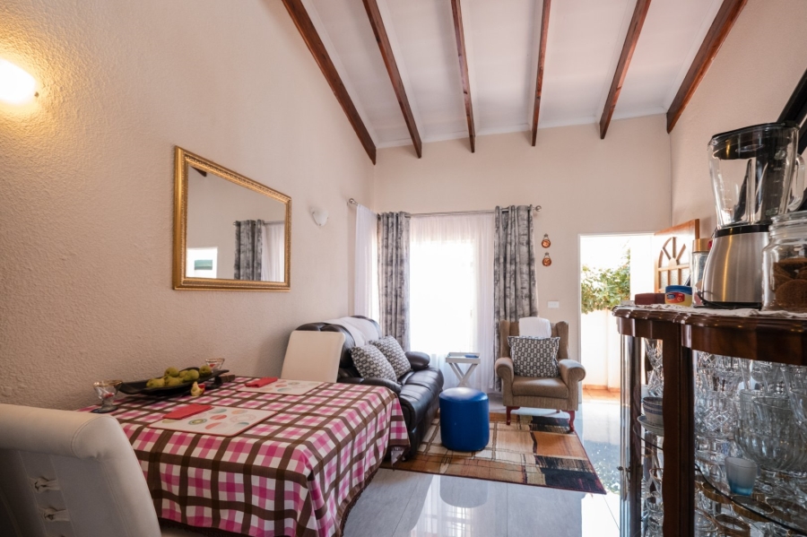 2 Bedroom Property for Sale in Mulbarton Gauteng