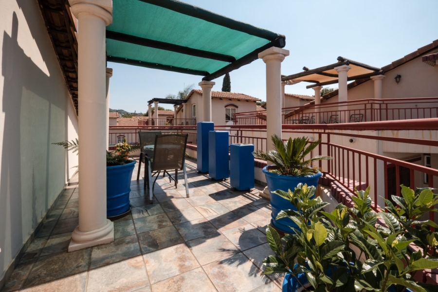 2 Bedroom Property for Sale in Mulbarton Gauteng