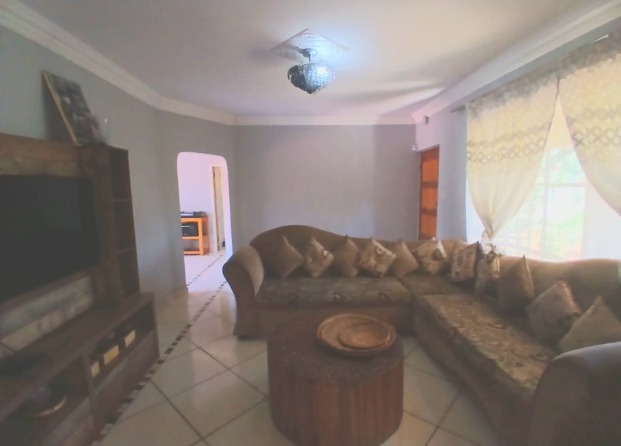4 Bedroom Property for Sale in Eldorette Gauteng