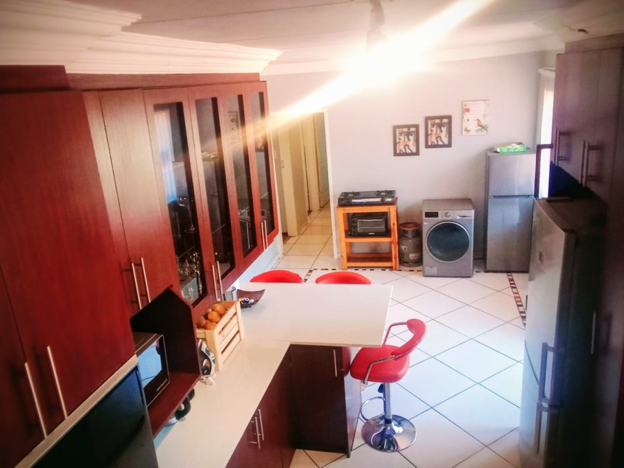 4 Bedroom Property for Sale in Eldorette Gauteng