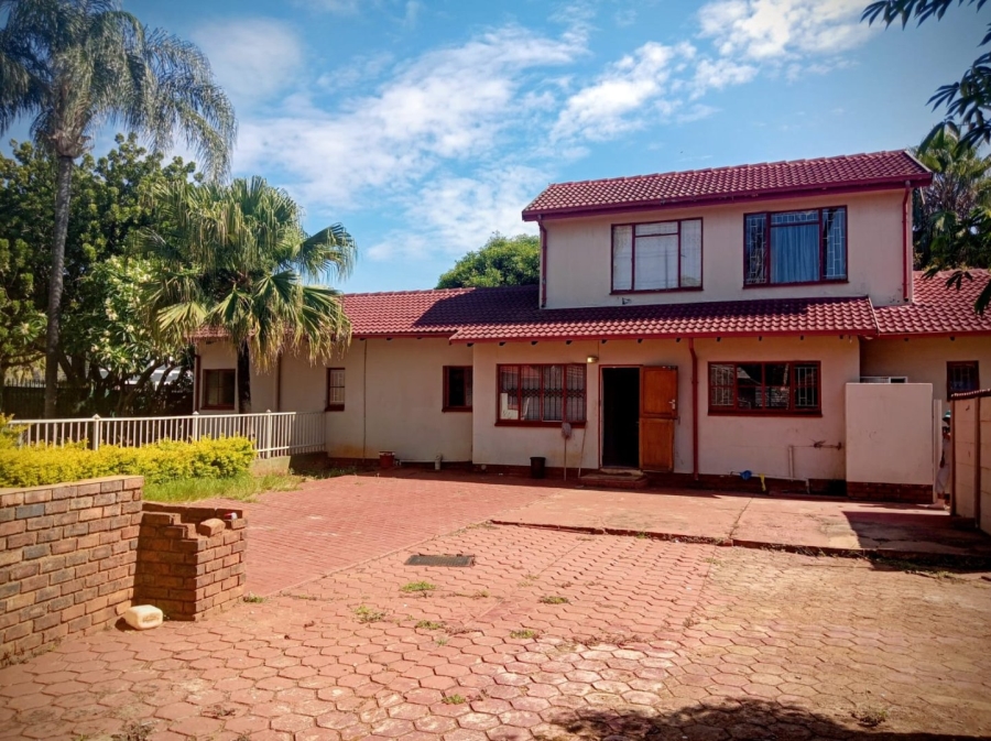 4 Bedroom Property for Sale in Eldorette Gauteng