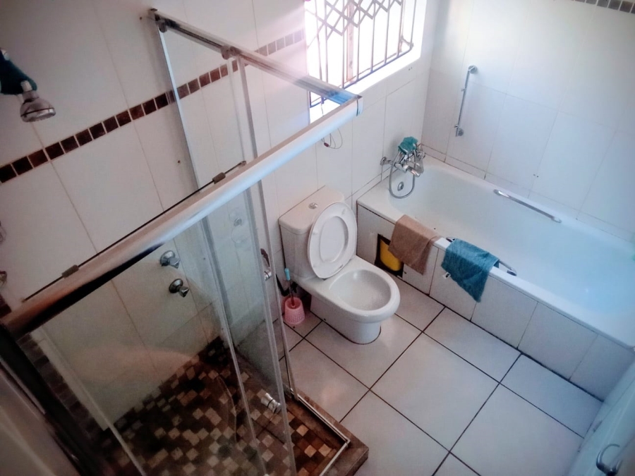 4 Bedroom Property for Sale in Eldorette Gauteng
