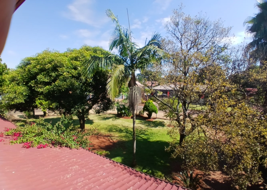 4 Bedroom Property for Sale in Eldorette Gauteng