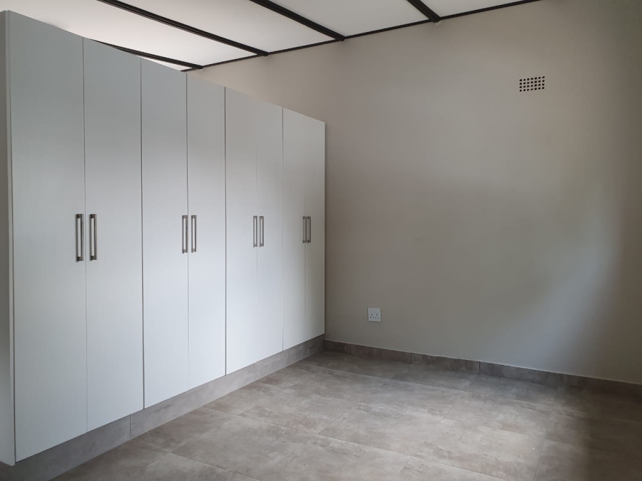 1 Bedroom Property for Sale in Edenvale Central Gauteng