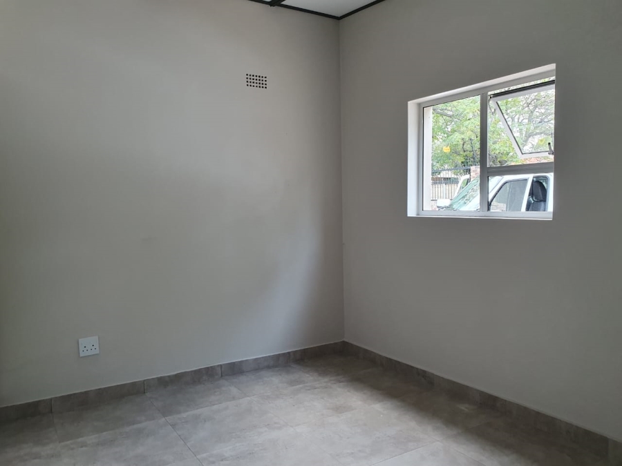 1 Bedroom Property for Sale in Edenvale Central Gauteng