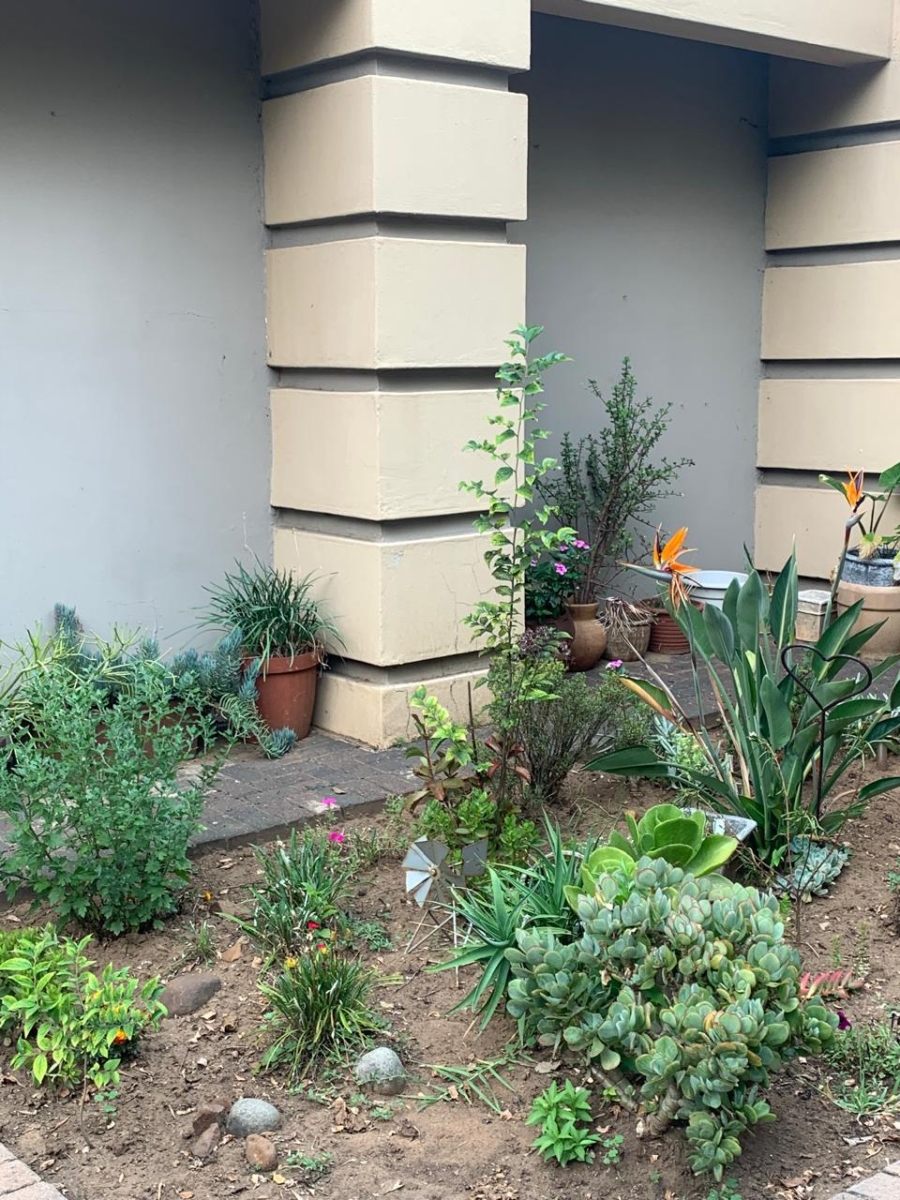 4 Bedroom Property for Sale in Vanderbijlpark SW 5 Gauteng