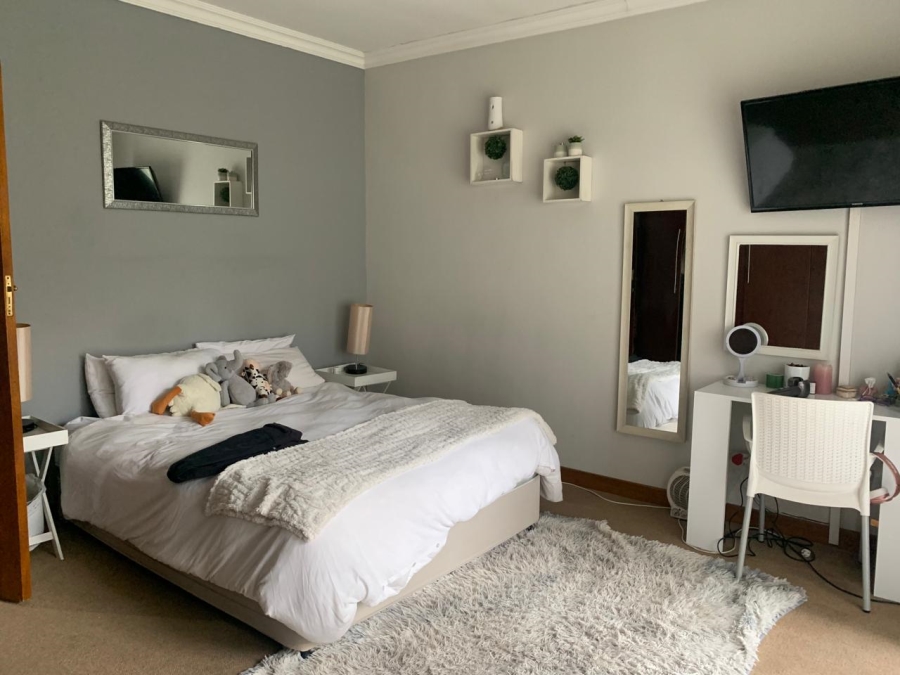 4 Bedroom Property for Sale in Vanderbijlpark SW 5 Gauteng