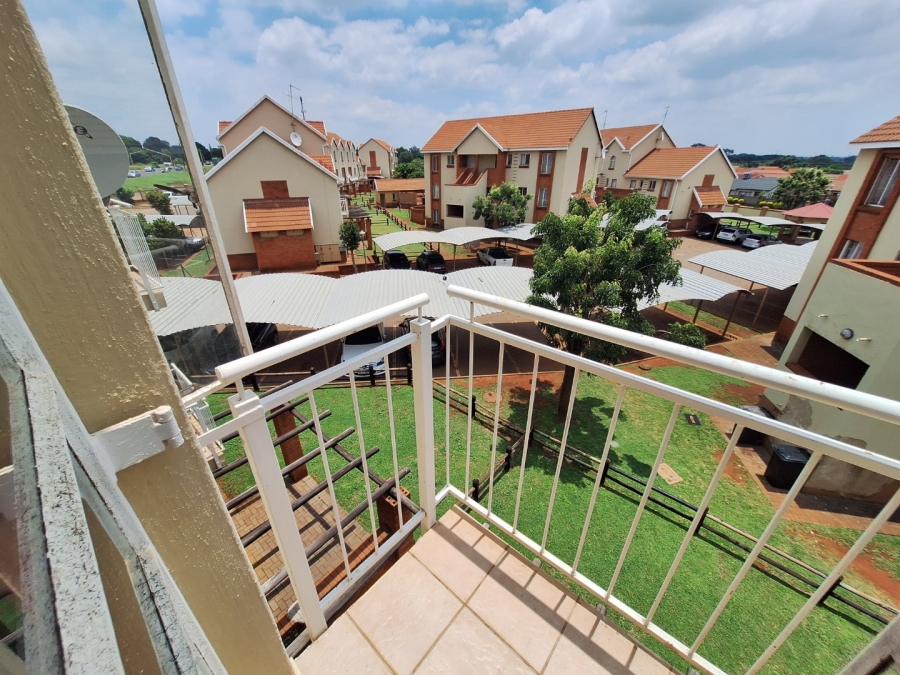 2 Bedroom Property for Sale in The Orchards Gauteng