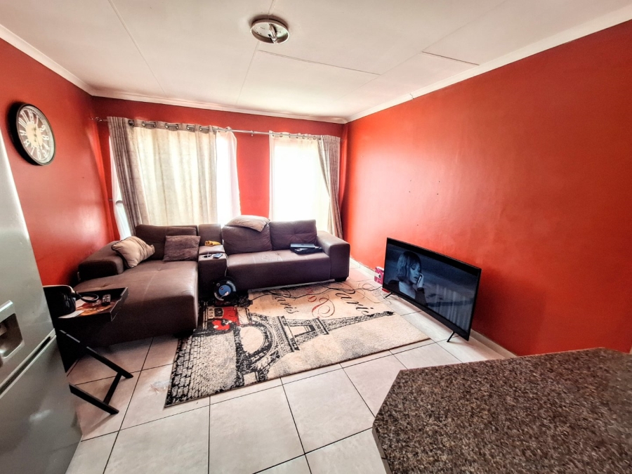 2 Bedroom Property for Sale in The Orchards Gauteng