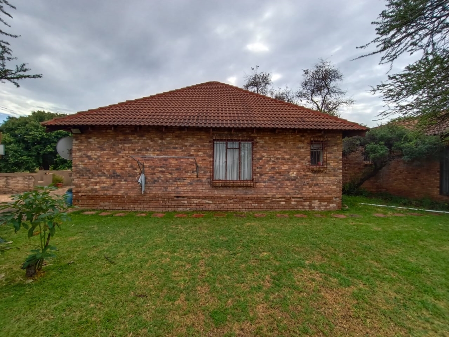 Commercial Property for Sale in Walmansthal Ah Gauteng