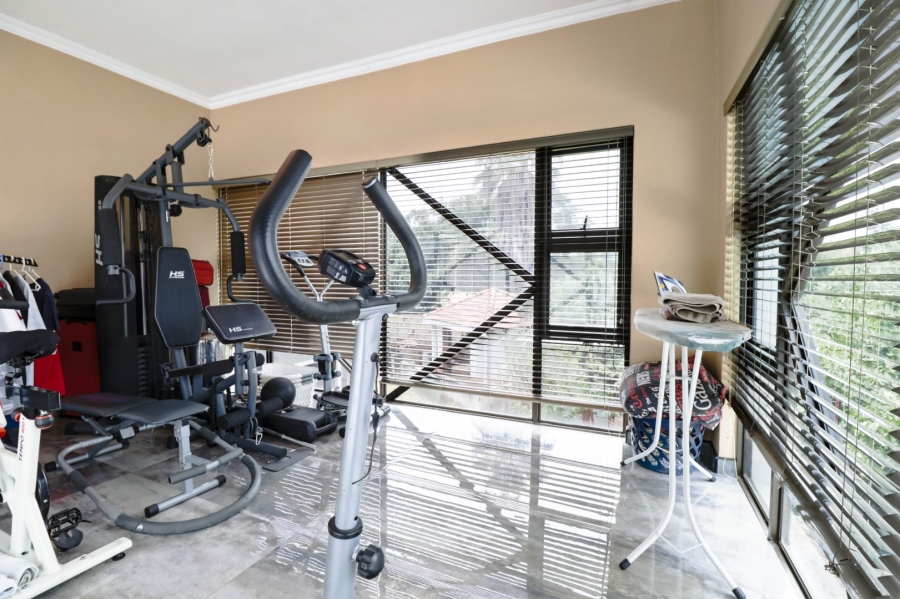 6 Bedroom Property for Sale in Vorna Valley Gauteng