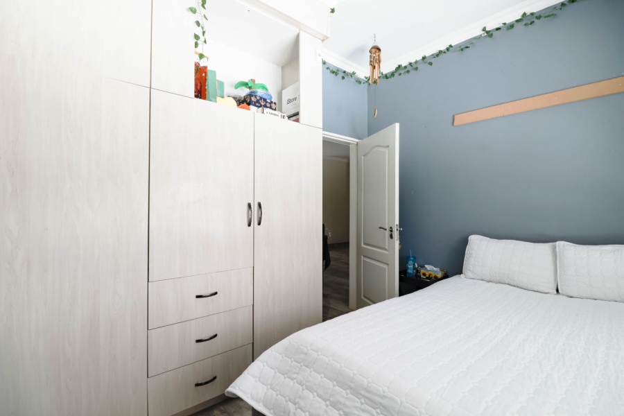 6 Bedroom Property for Sale in Vorna Valley Gauteng