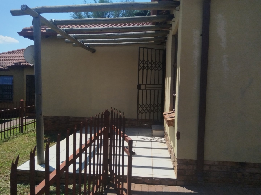 3 Bedroom Property for Sale in Heatherdale AH Gauteng