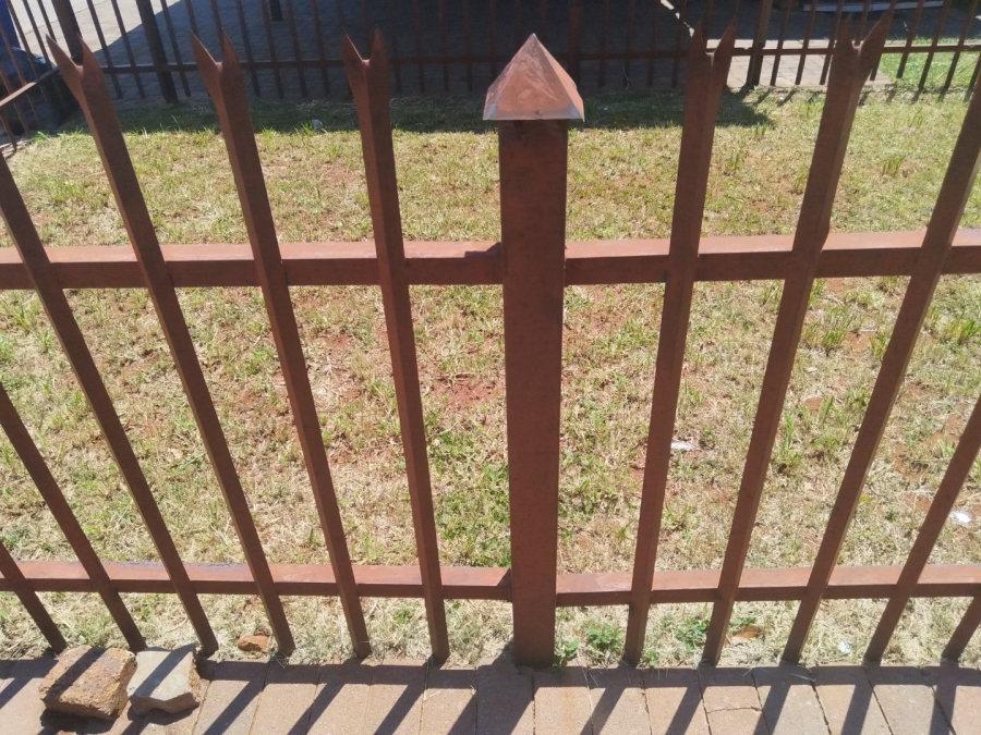 3 Bedroom Property for Sale in Heatherdale AH Gauteng