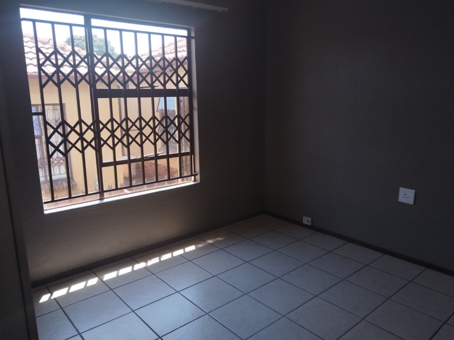 3 Bedroom Property for Sale in Heatherdale AH Gauteng